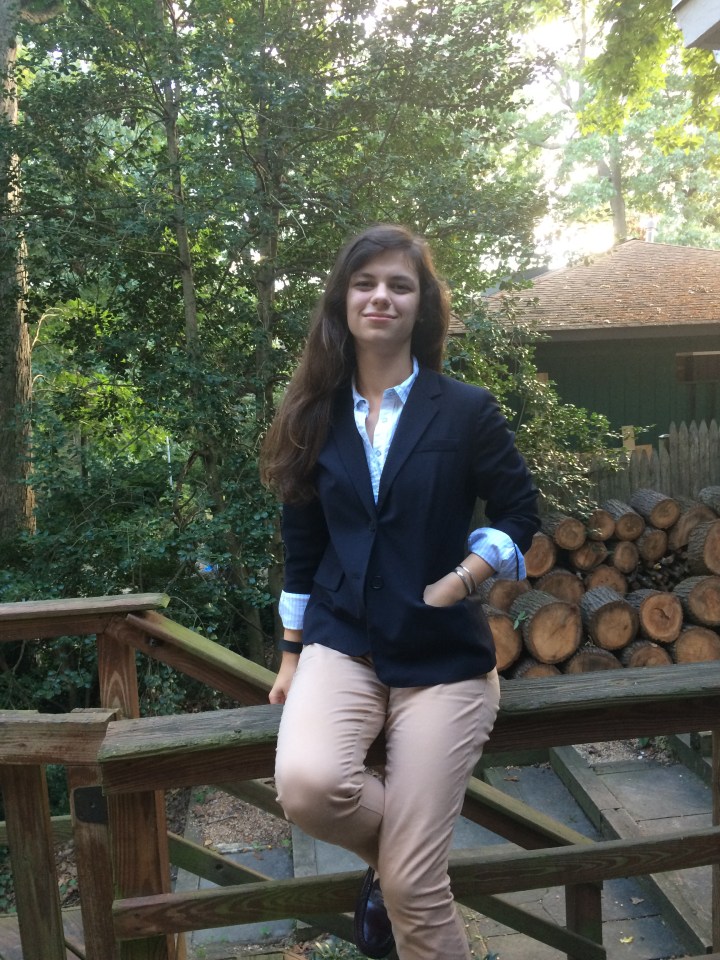 Wearing a blazer for fall to work.