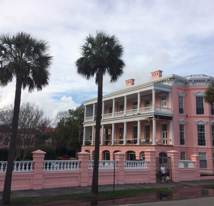 charleston pastel houses