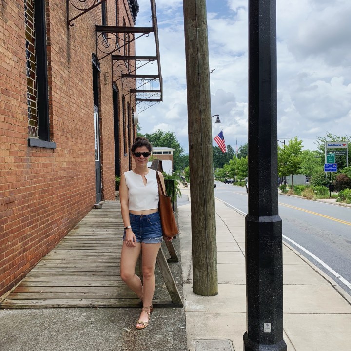 What to wear for a backyard barbecue